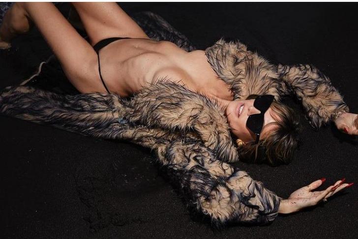 Heidi Klum yarı çıplak pozuyla tavsiyede bulundu! Sosyal medyayı salladı G5