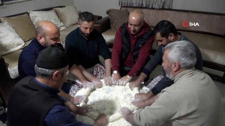 Soğuk kış günlerinin vazgeçilmez lezzeti! Yapımı saatler sürüyor, dakikalar içinde tüketiliyor G5