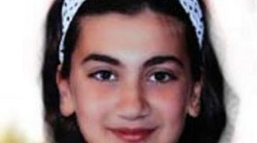 Kahraman abla kardeşini kurtardı, kendi öldü