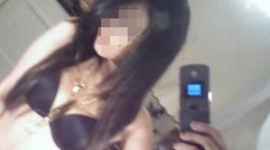 Liseli kızın '&ccedil;ıplak fotoğraf' zaferi