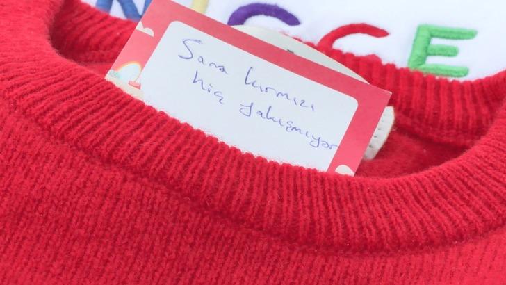 Adı: 'Eski sevgili pazarı' İstanbul'da kuruldu, yoğun ilgi görüyor! "Sana kırmızı hiç yakışmıyor" yazan da var "Derdinden, kederinden yırttığım pantolon" yazan da G1