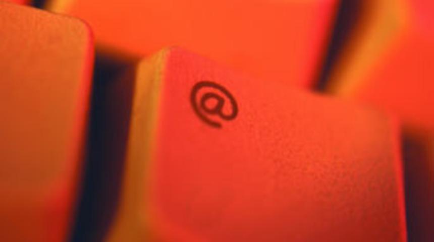 İnternet kullanıcılarına 'unutulma hakkı'