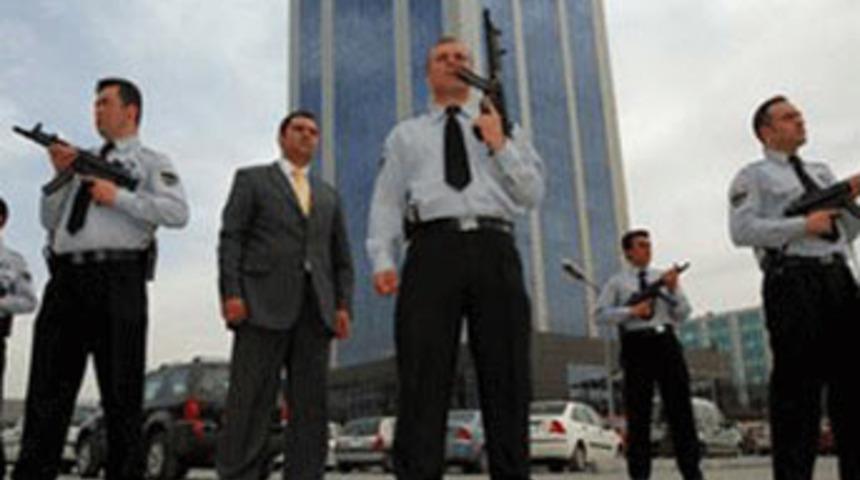 &Ouml;zel g&uuml;venlikler ordu gibi