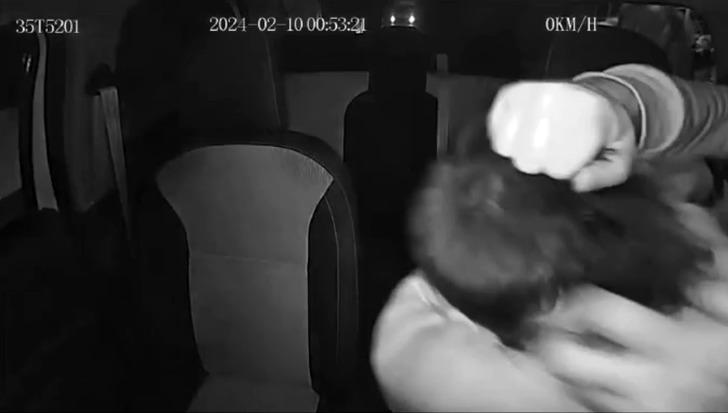 Yer: İzmir! Taksici dehşeti yaşadı: Görüntüler sosyal medyada gündem oldu G2