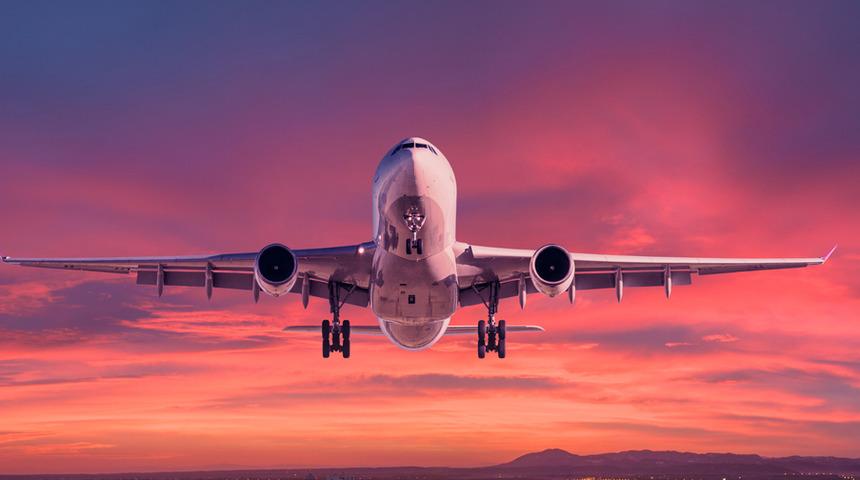 Yolcu uçağında korkunç ölüm! Ağzından ve burnundan litrelerce kan geldi