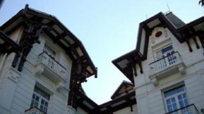 Atatürk'ün kulübünde kirli 'şantaj oyunları'