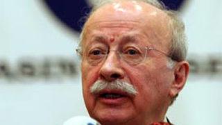 Oktay Ekşi istifa etti