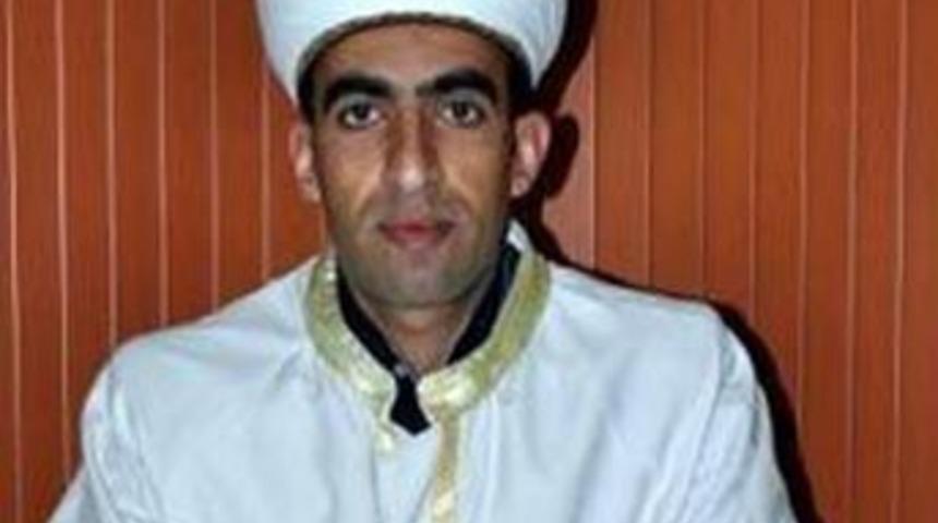 Vekil imam sınavında İbo t&uuml;rk&uuml;s&uuml; istediler