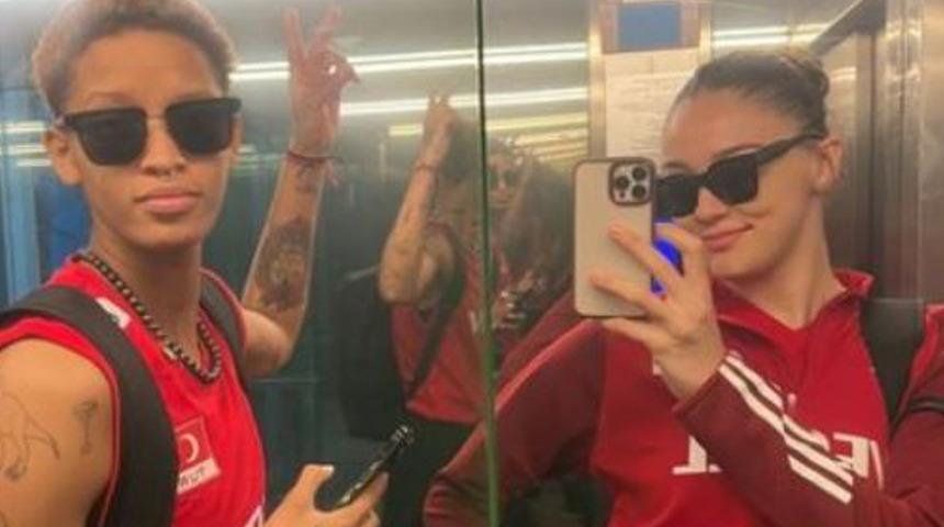 Melissa Vargas Azer Bülbül şarkısı paylaştı! Zehra Güneş kendini tutamadı, Hande Baladın ise...