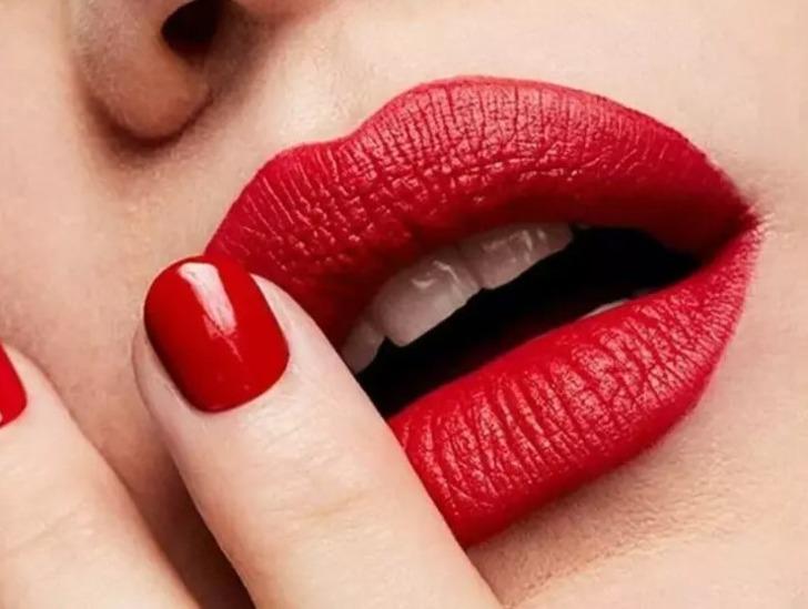 İnsanlara çekici görünmenin bilimsel olarak kanıtlanmış 5 yolu! 2 farklı renk gömlek giydirildi ve sonuçlar inanılmaz G4