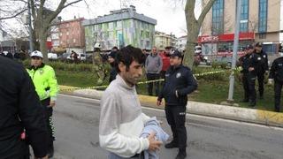 İstanbul'da korkunç kaza! Hamile kadın ve bebeği beton mikserinin altında ezilerek can verdi