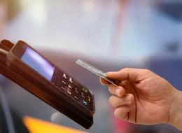 Kredi kartı kullananlar tüm bildiklerinizi unutun! Taksitlere sınırlama, cep telefonu düzenlemesi, nakit çekimine kısıtlama... 