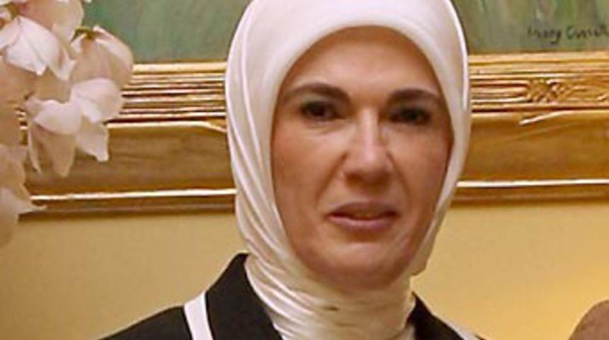 Emine Erdoğan'dan şaşırtan telefon