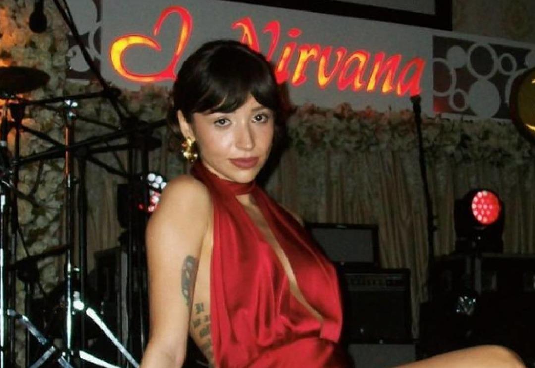 Zeynep Bastık doğal halini paylaştı! Sırrını soranlara yanıt verdi: 30'a geldik artık...