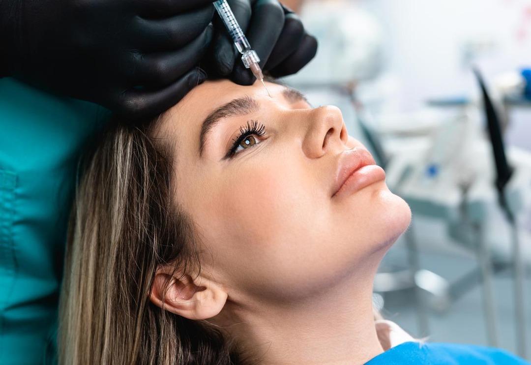 Yeni tehlikenin adı: İran botoksu! Ucuz olduğu i&ccedil;in tercih ediliyor ama... Uzmanlar uyardı 