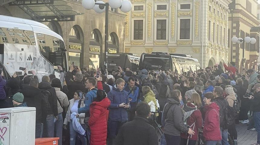 Yürekler ağza geldi! Arda Güler'in de içinde olduğu Real Madrid takım otobüsü Almanya'da kaza yaptı