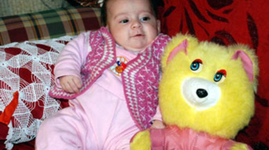 T&uuml;rkiye'nin ilk "Da Vinci" bebeği doğdu