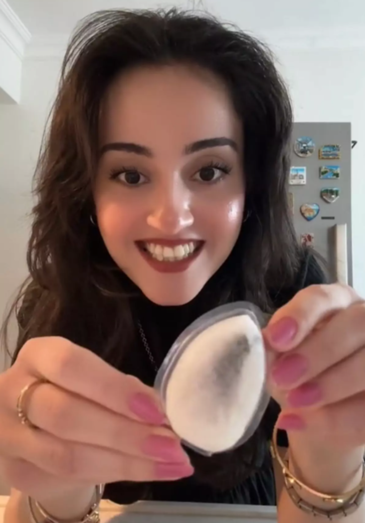 Sosyal medyada fenomeninin tepki çeken yöntemi! Ölen evcil balığını atmaya kıyamadı... Buzdolabına koyarak dondurdu G4