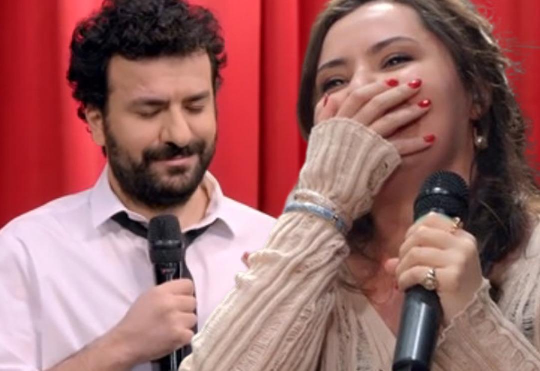 Hasan Can Kaya'nın konuğu &ouml;yle bir yanıt verdi ki &uuml;nl&uuml; komedyenin nutku tutuldu! "Beni tokatlar mısınız?"