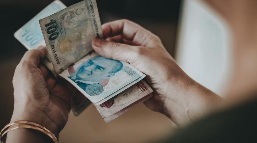 Emekliler dikkat, intibak yasası mı geliyor? ‘Yeni düzenlemeler yolda’ demişti: SGK Uzmanı Özgür Erdursun köşede kalmış o detayı açıkladı