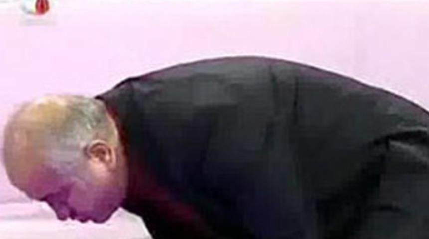 Canlı yayında kalbi durdu