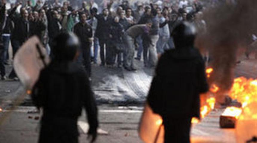 Yarın kimse toplanamasın diye...