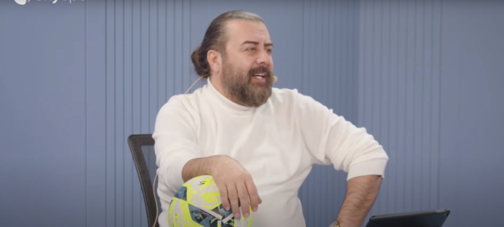 Emre Bol canlı yayında "Fenerbahçe'de Tadic ve Kent arasında çok ciddi problem var" dedi bu sözlerinin ardından telefonu çaldı G1