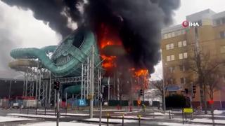 İsveç’teki su parkı adeta bomba gibi patladı