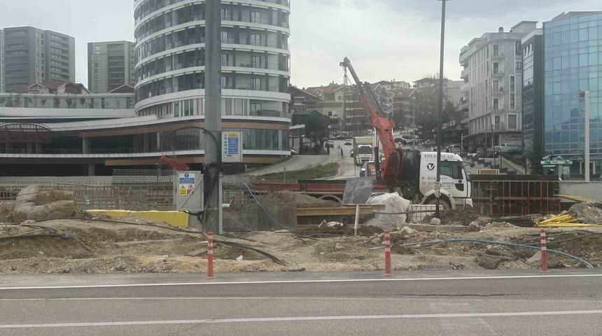 Bursa’ya 15 günlüğüne çalışmaya geldi, asansör boşluğuna düşerek hayatını kaybetti