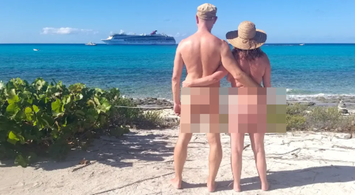 Mecbur kalmadıkça kıyafet giymediklerini söyleyen çift çırılçıplak yaşıyorlar! Natüralist çift gündem yarattı... 'Sapık değiliz' G4