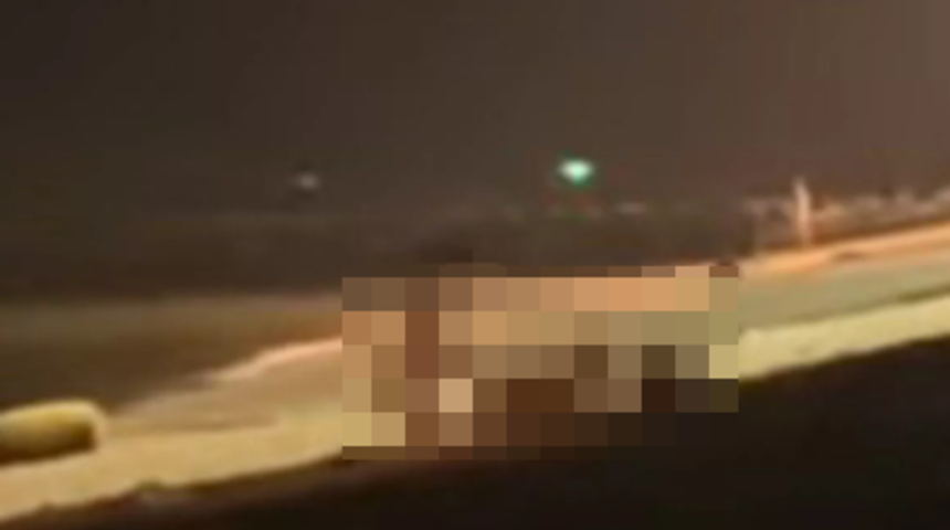 Skandal görüntüler! Plajda kimseye aldırış etmeden cinsel ilişkiye girdiler... Görüntüler sosyal medyada ifşa edildi