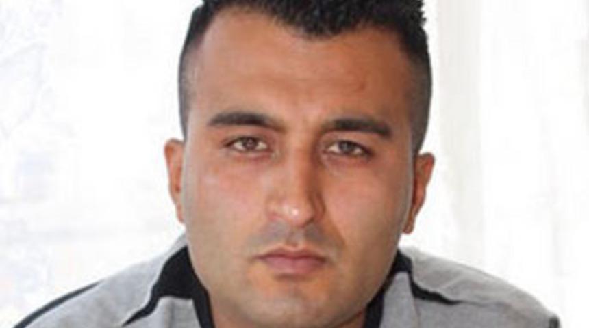 "Me&ccedil;hul kahraman" eşini ezdi