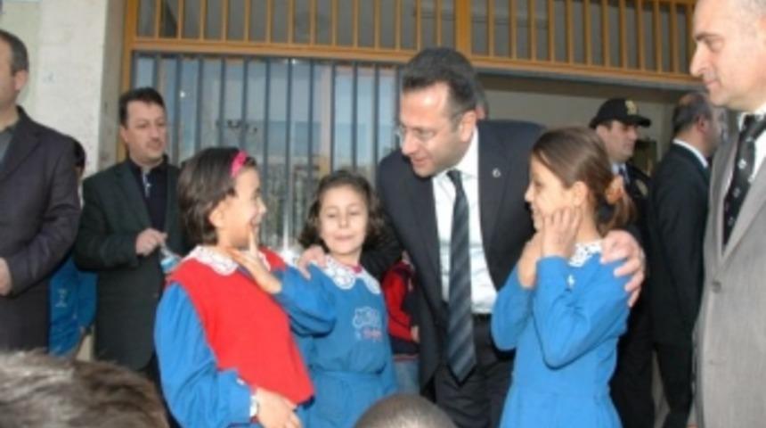 13 yıl sonra vali g&ouml;rd&uuml;ler