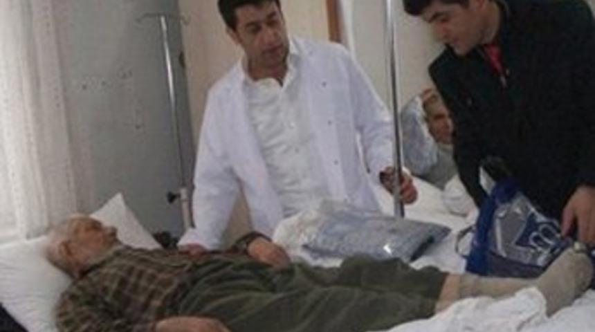 Yaşlı iki hastaya, hastane sahip &ccedil;ıktı!