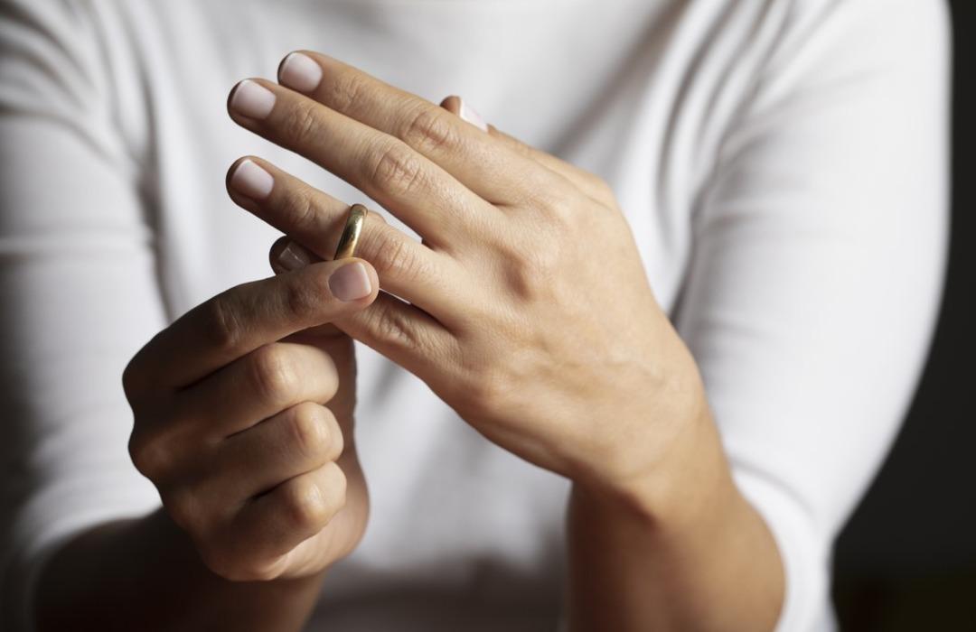 En &ccedil;ok boşanan bur&ccedil;lar belli oldu! 'Evet' demeden &ouml;nce bir kez daha d&uuml;ş&uuml;n&uuml;n 