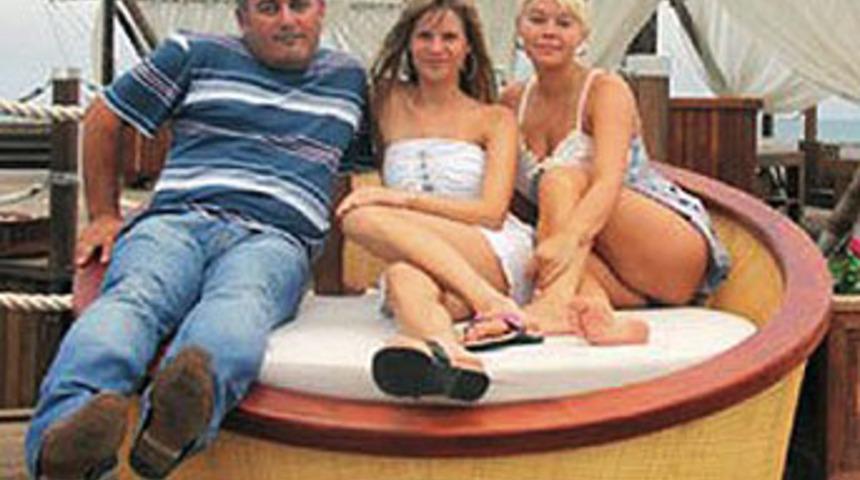 MHP'li başkan fena yakalandı