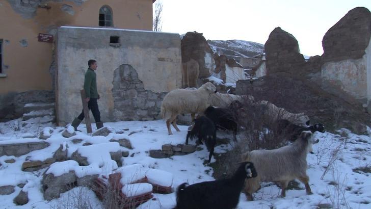 3 harfliler iddiası kulaktan kulağa yayıldı, köy boşaltıldı! "Benim dışımda yaşayan yok" diyerek muhtar adayını duyurdu G2