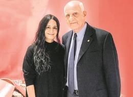 Türkiye’nin en zengin üçüncü kişisine Interpol şoku! Ünlü iş insanı İnan Kıraç kızı İpek Kıraç'ı evlatlıktan 'miras' için reddetmişti: Şimdi de tutuklama emri çıkarılacak