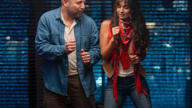 Başrollerini Halit Ergenç ve Tuba Büyüküstün'ün paylaştığı 'Yarın Yokmuş Gibi' dizisi için geri sayım başladı... Sevgililer Günü'nde hayranlarıyla bulaşacak