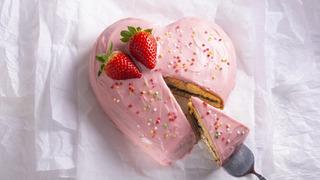 Sevgililer Günü'ne özel kalpli pasta tarifi: 14 Şubat Sevgililer Günü'ne özel kalpli pasta nasıl yapılır?