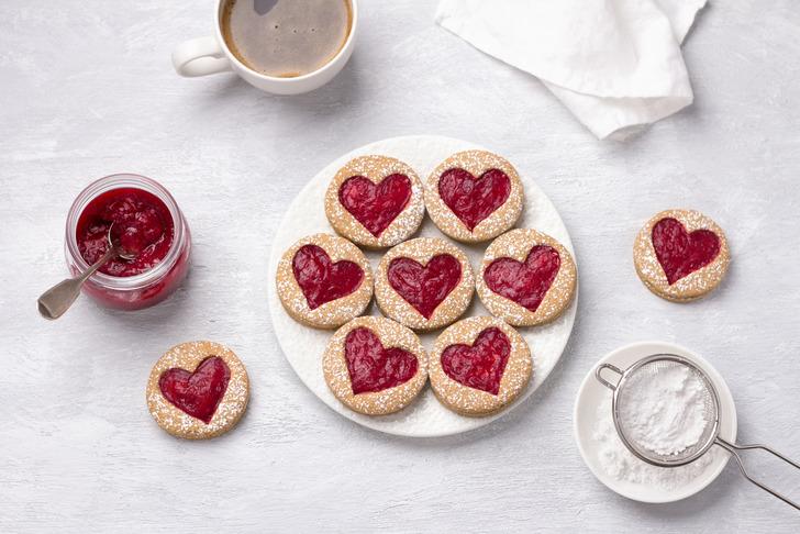 Herkes lezzetine aşık olacak: İşte Sevgililer Günü kurabiyesi tarifi! Sevgililer Günü kurabiyesi nasıl yapılır?