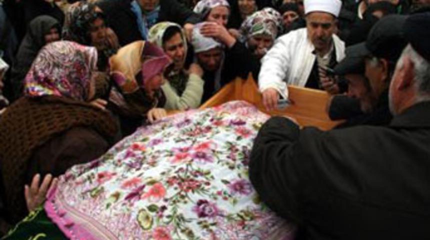 Bu fotoğraf  imamı yaktı