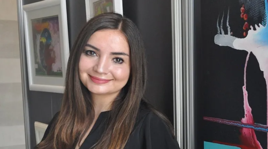 Sanat&ccedil;ı İpek &Ouml;zt&uuml;rk'&uuml;n 'Sakin isyanlar, derin değişimler' sergisi 16 Şubat'ta İzmir'de sanatseverlerle buluşacak