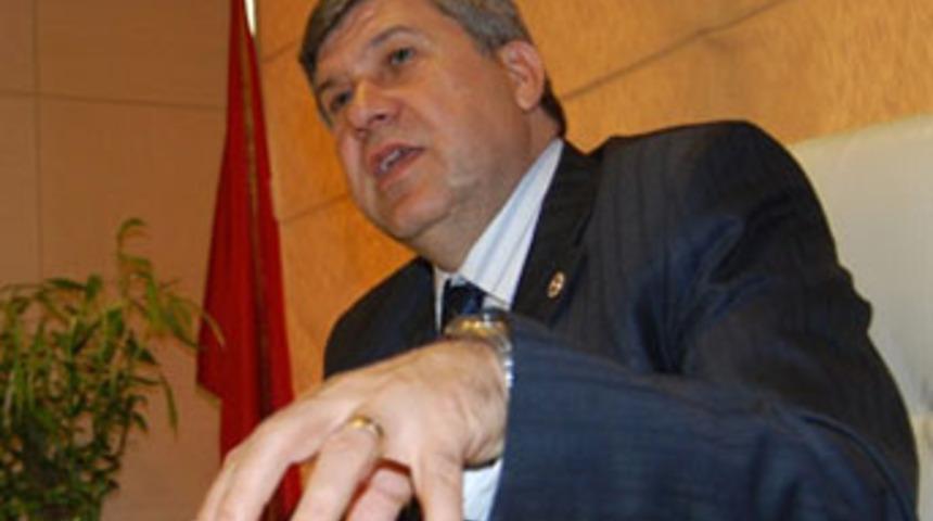 CHP'li vekil Susam'a şok su&ccedil;lama