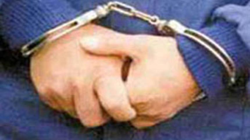 43 ka&ccedil;ak yakalandı