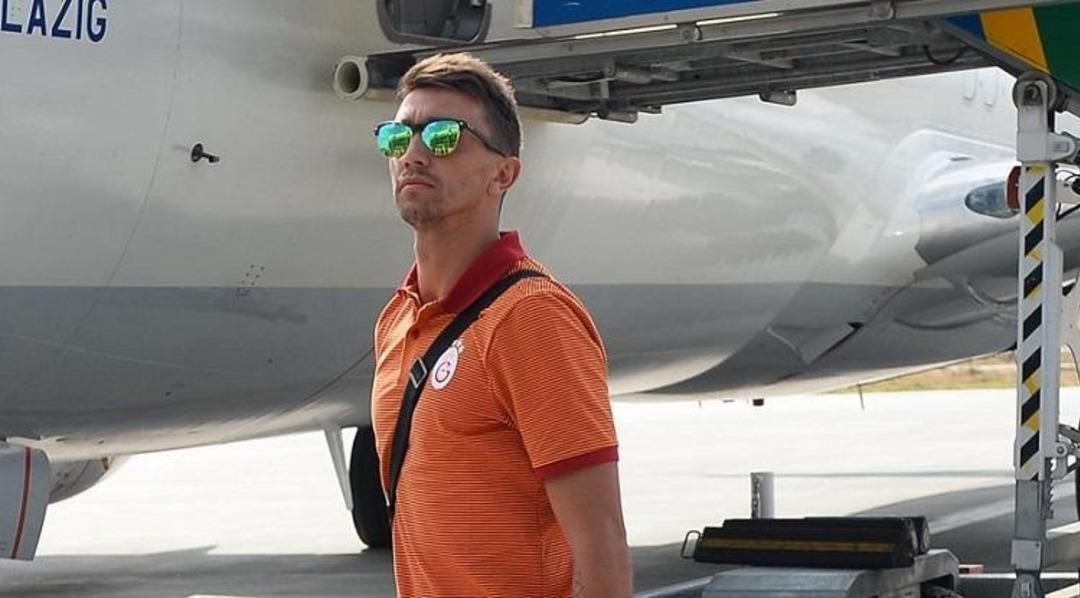 Galatasaray y&ouml;netimi hi&ccedil; beklenmedik bir teklifle Muslera'nın kapısını &ccedil;alabilir! Uruguaylı eldiven bavulunu toplayabilir... Taraftarı korkutan gelişme!