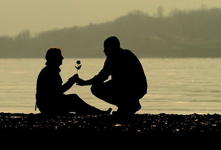 'Onlar için bir gül, bir mesaj kurtarır' Hangi burca hangi hediye alınmalı? Evlilik, aldatılma... İlişkilerde en iyi anlaşan burçlar hangileri? Astrolog Dolunay Karaca anlattı G3
