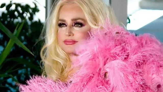 Sessiz sedasız evlendi! Yeşilçam'ın sarışın güzeli Banu Alkan'ın düğün detayları ortaya çıktı