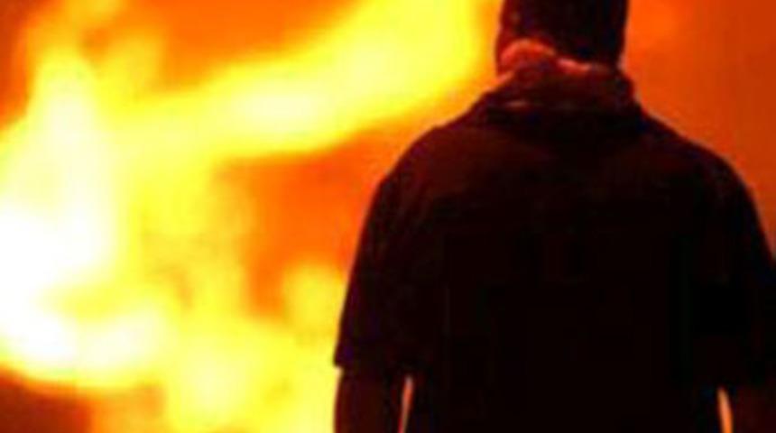 Babaları yerine ninelerini yaktılar!