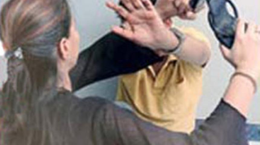 Eşinden şiddet g&ouml;ren adam belediyeye sığındı